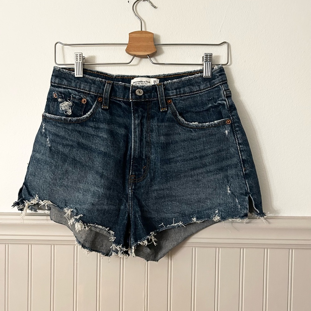 Abercrombie & Fitch Size 6 High Rise Mom Short Curve Love Dark Blue Jean Shorts